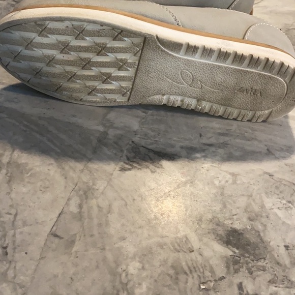 Zara kids shoes Sz: 2 - Picture 3 of 4